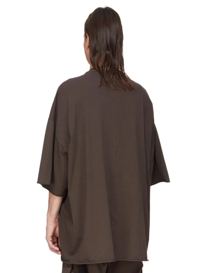 DRKSHDW FW25 CONCORDIANS TOMMY T IN DRKDUST/PEARL MEDIUM GEWICHT KATOENEN JERSEY DU02E7259RNEP2-7808 DRKSHDW FW25 CONCORDIANS TOMMY T IN DRKDUST/PEARL MEDIUM GEWICHT KATOENEN JERSEY DU02E7259RNEP2-7808