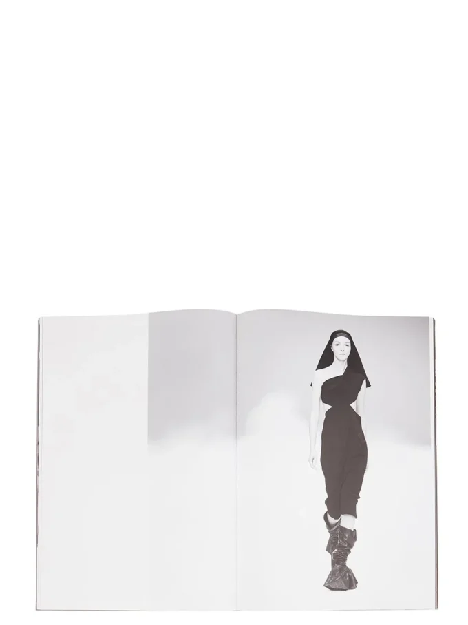 RICK OWENS – BOEKEN BOOK-RIZZOLI-RICK-OWENS RICK OWENS – BOEKEN BOOK-RIZZOLI-RICK-OWENS