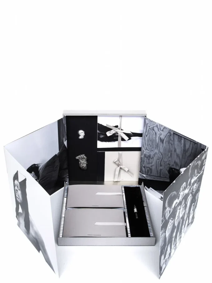 RICK OWENS – BOEKEN RV18S0001-100 RICK OWENS – BOEKEN RV18S0001-100