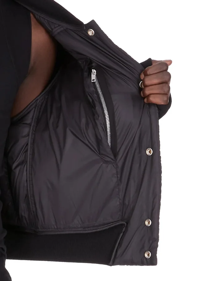 RICK OWENS FW25 CONCORDIANS GEWATTEERD VLUCHTJAS IN ZWART LICHT NYLON RU02E1727NPT1-09 RICK OWENS FW25 CONCORDIANS GEWATTEERD VLUCHTJAS IN ZWART LICHT NYLON RU02E1727NPT1-09